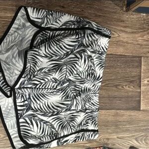 Women's Tropical Print Shorts